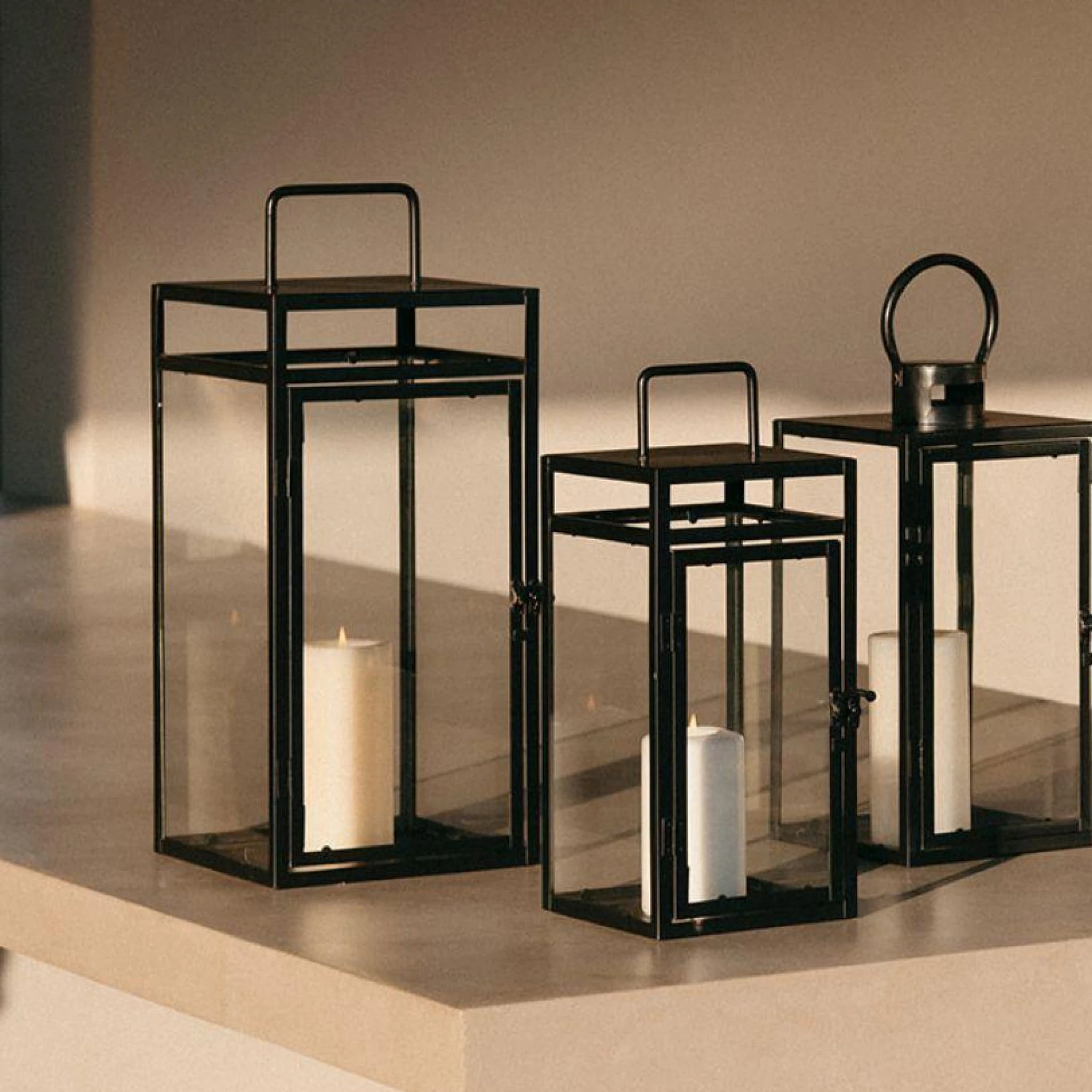 Industrial | Lanterna Porta-Velas em Metal Preto 35 cm