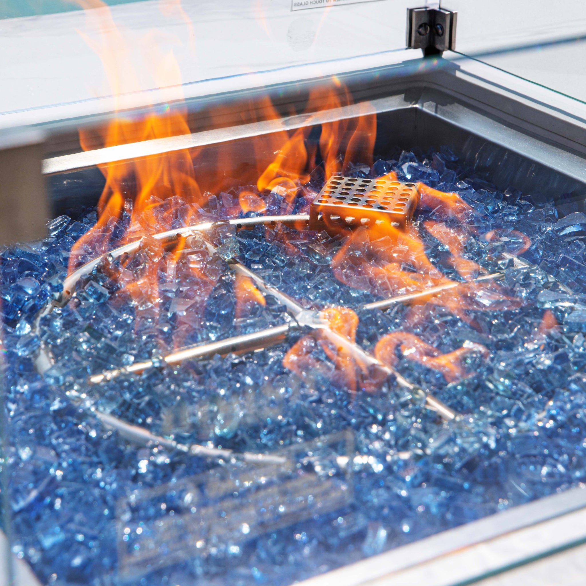 Annecy | Outdoor Fireplace with Porcelain Top