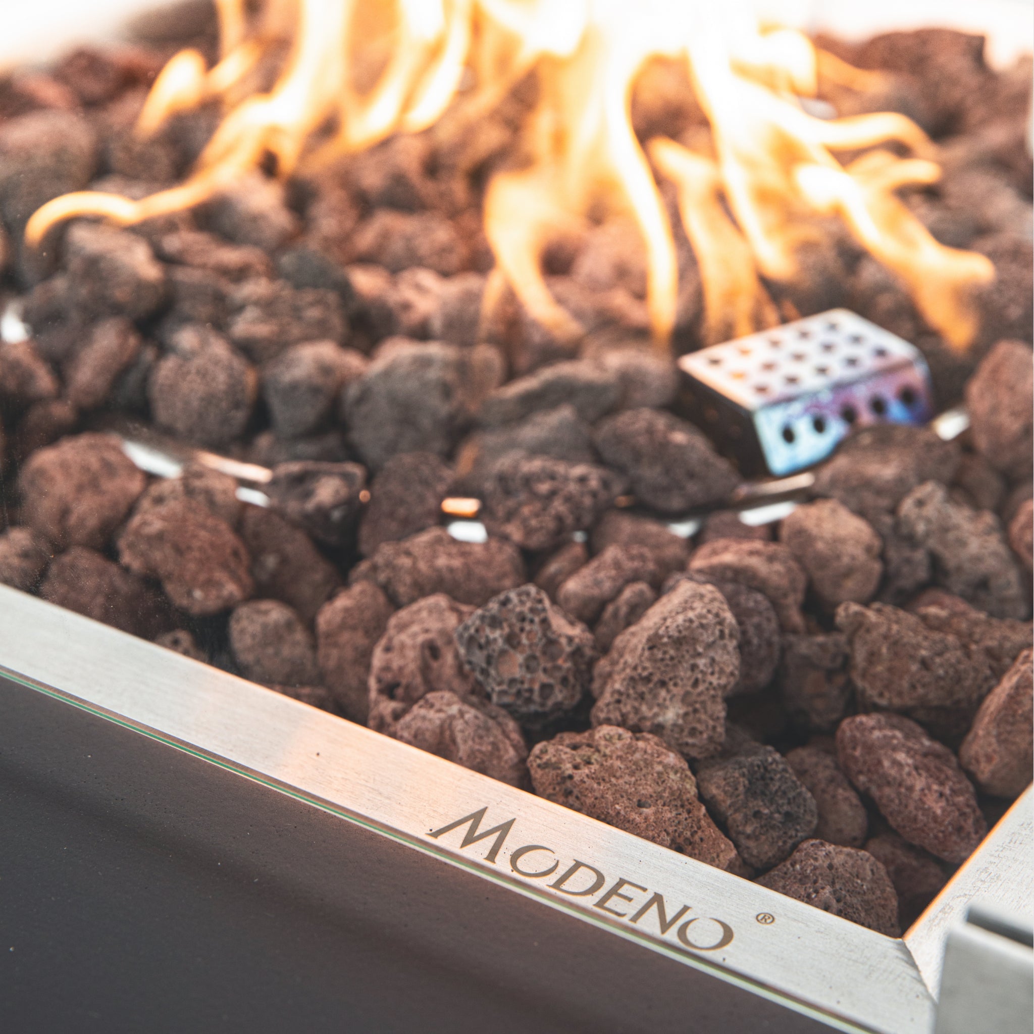 Aurora | Table with Fire Pit for the Garden