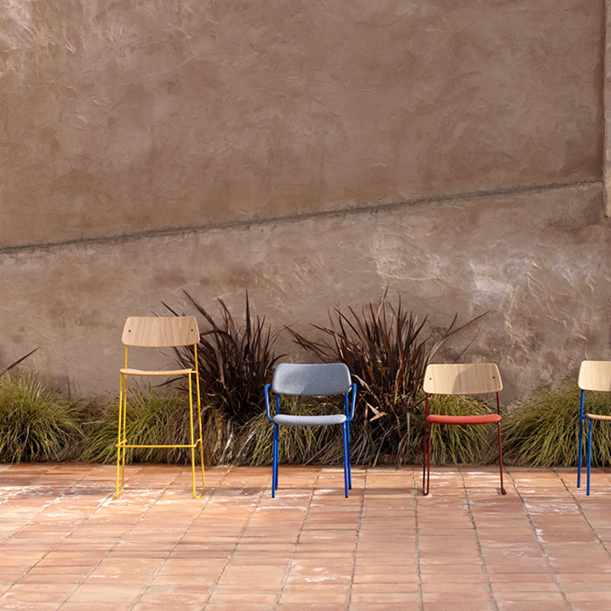 Brindis | High Stool 75 cm