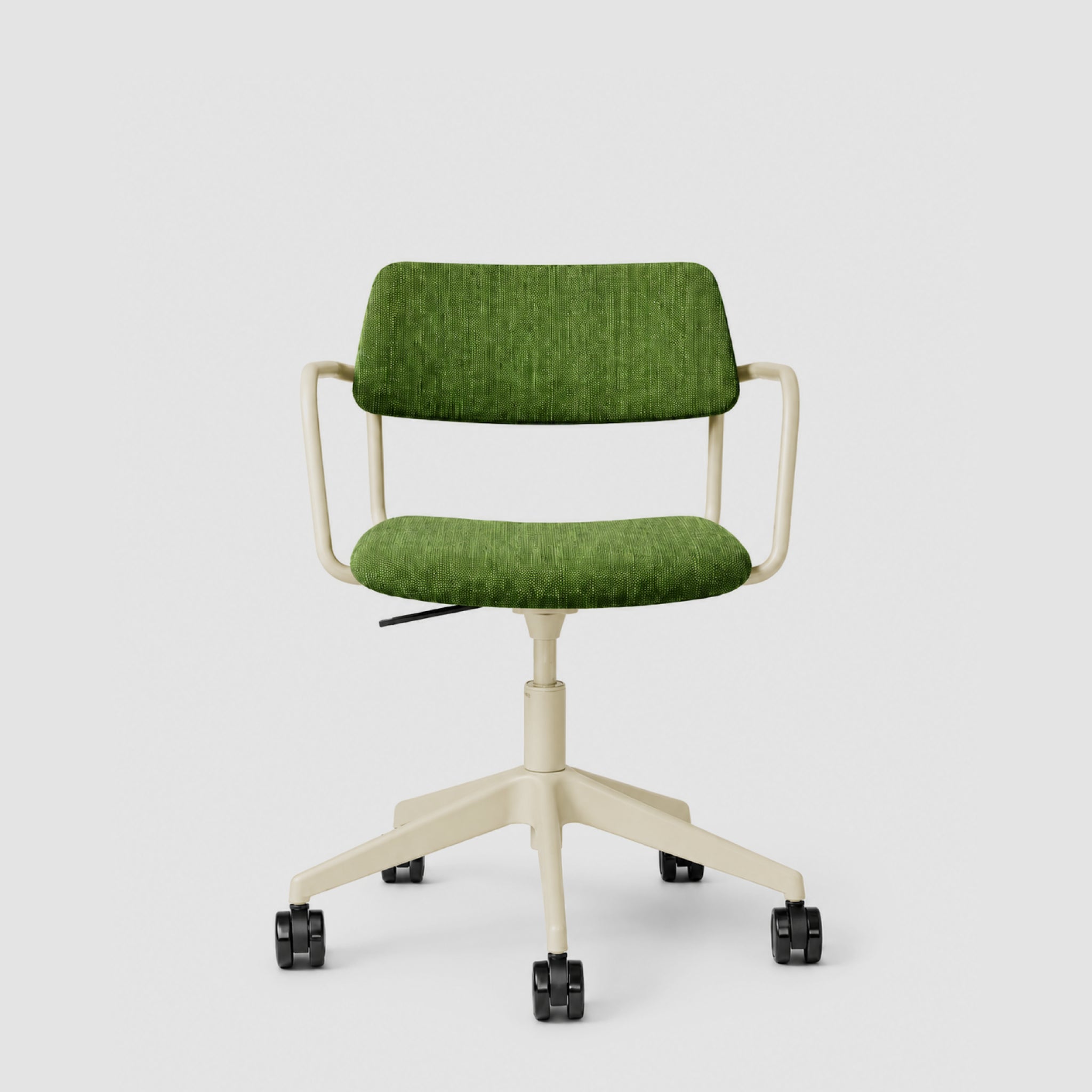Brindis | Swivel Chair with Arms