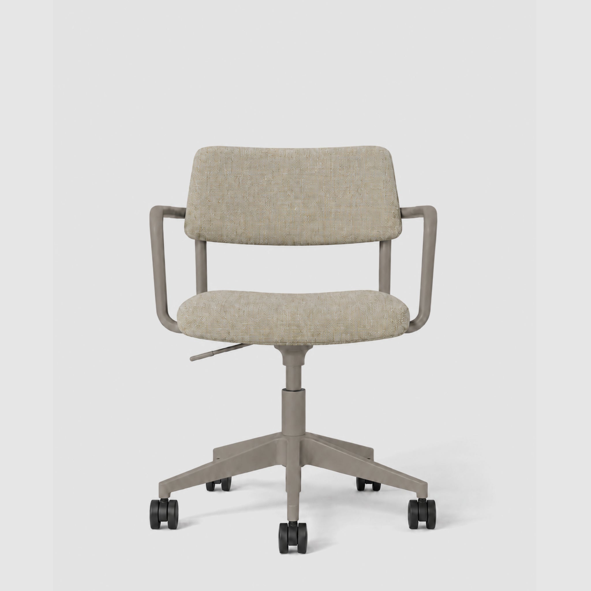 Brindis | Swivel Chair with Arms