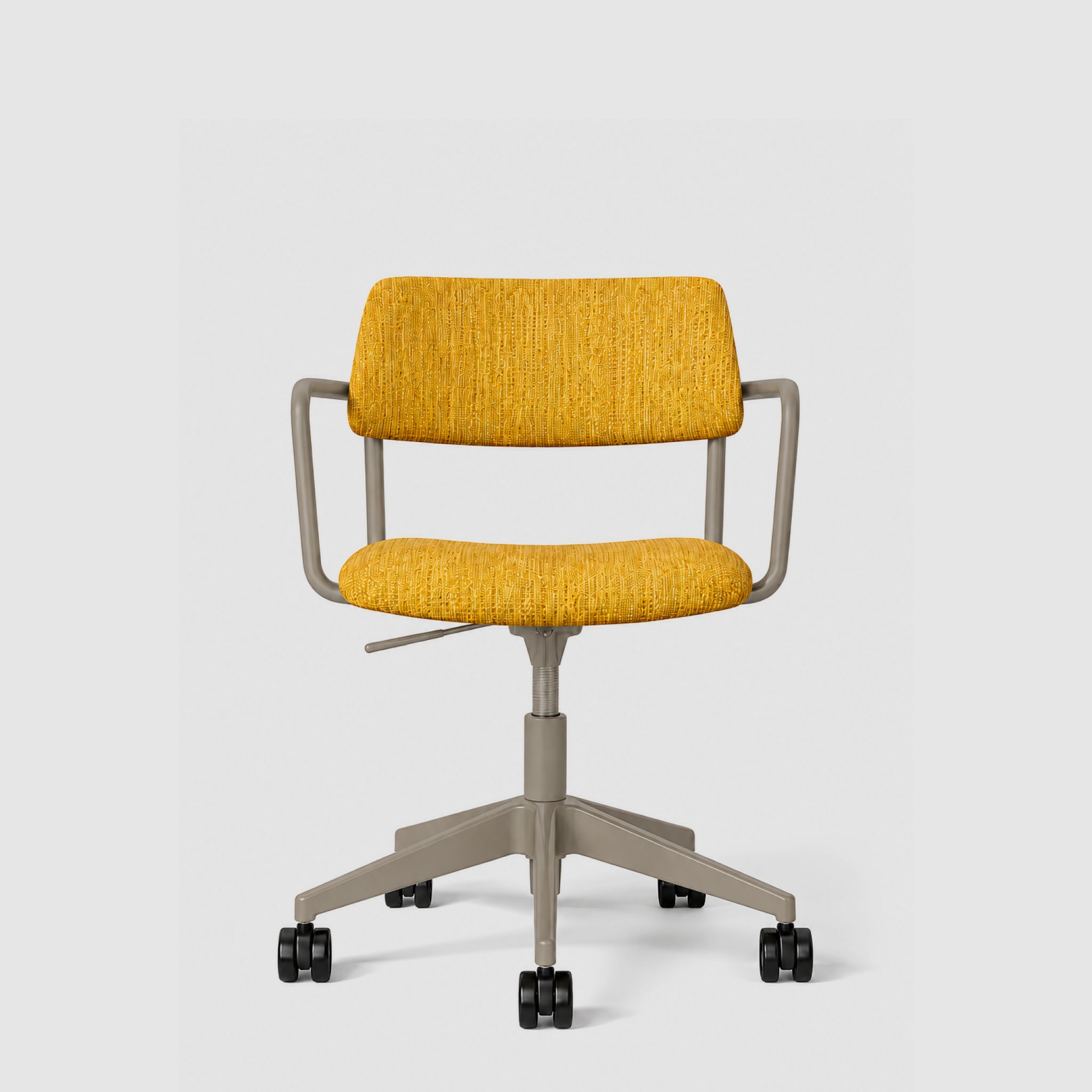 Brindis | Swivel Chair with Arms