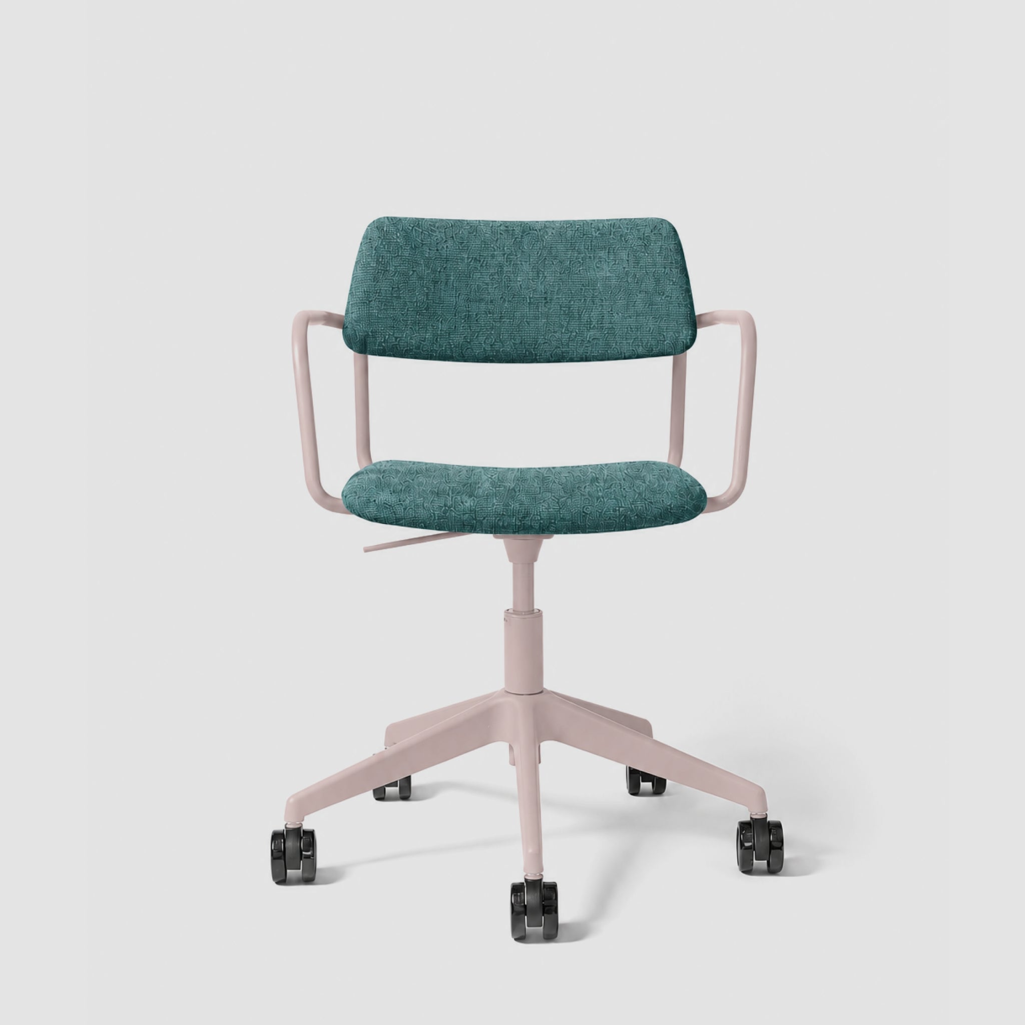 Brindis | Swivel Chair with Arms