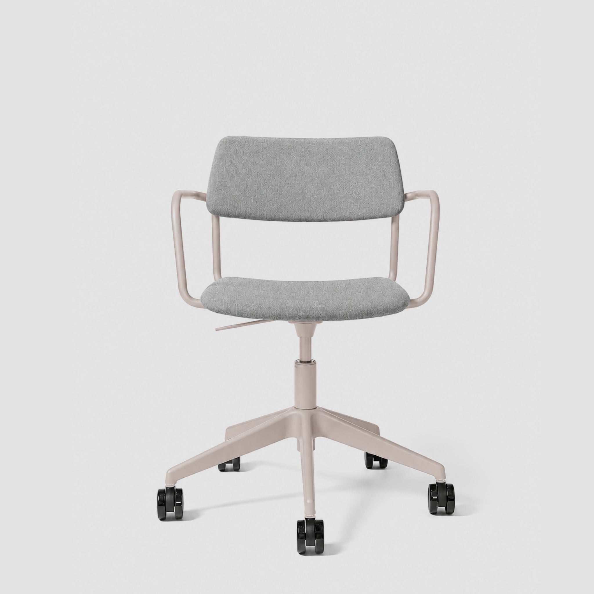 Brindis | Swivel Chair with Arms