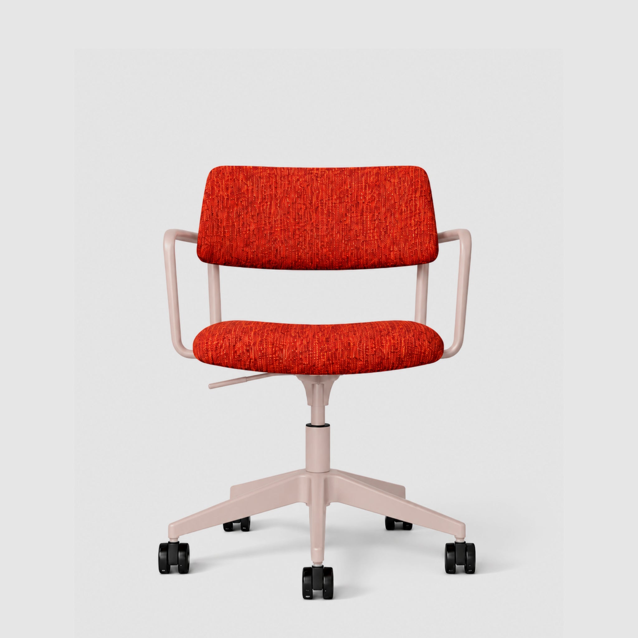Brindis | Swivel Chair with Arms