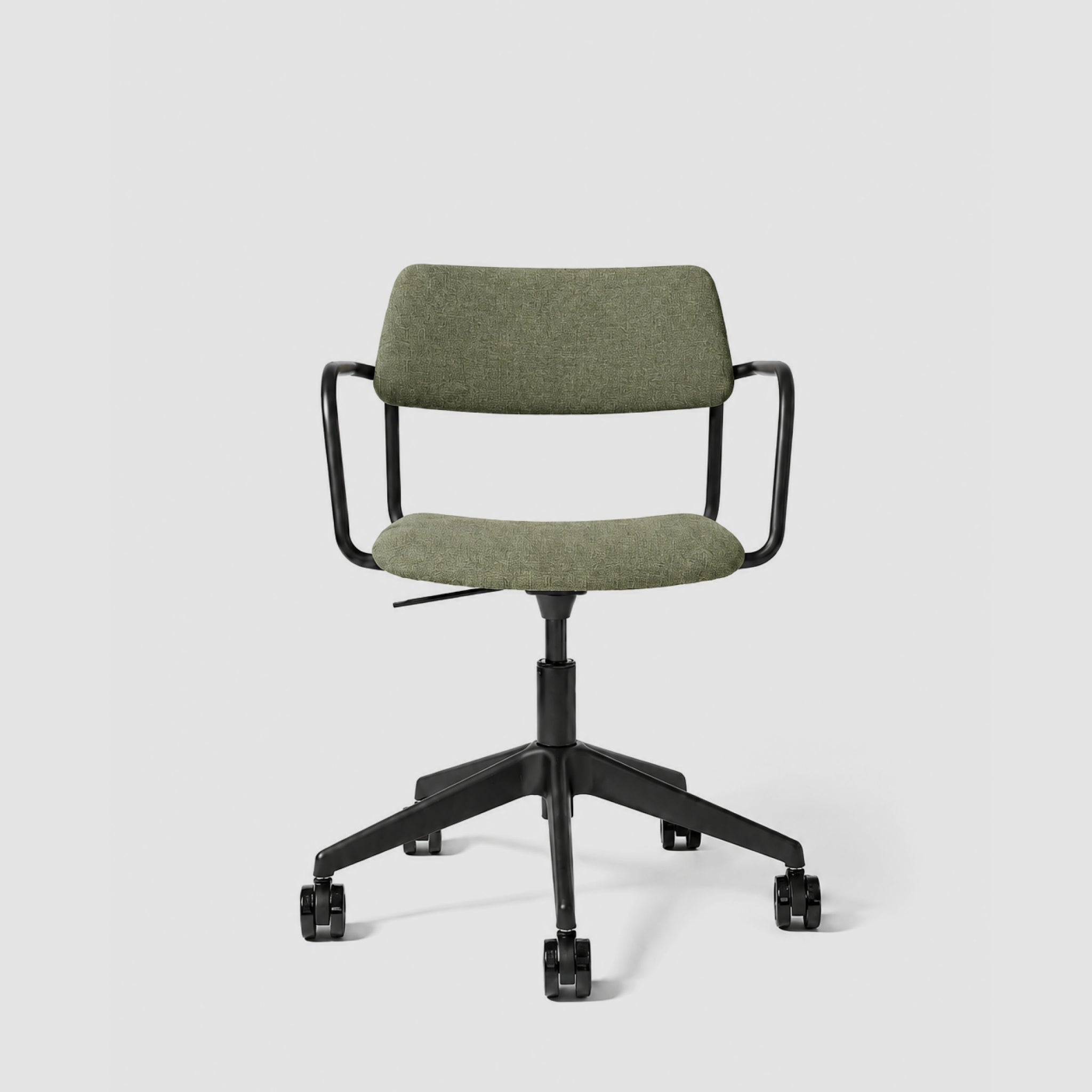 Brindis | Swivel Chair with Arms
