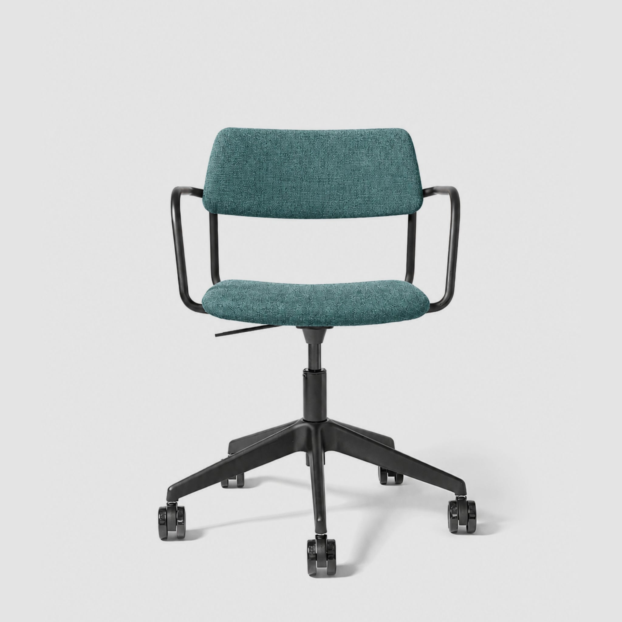 Brindis | Swivel Chair with Arms