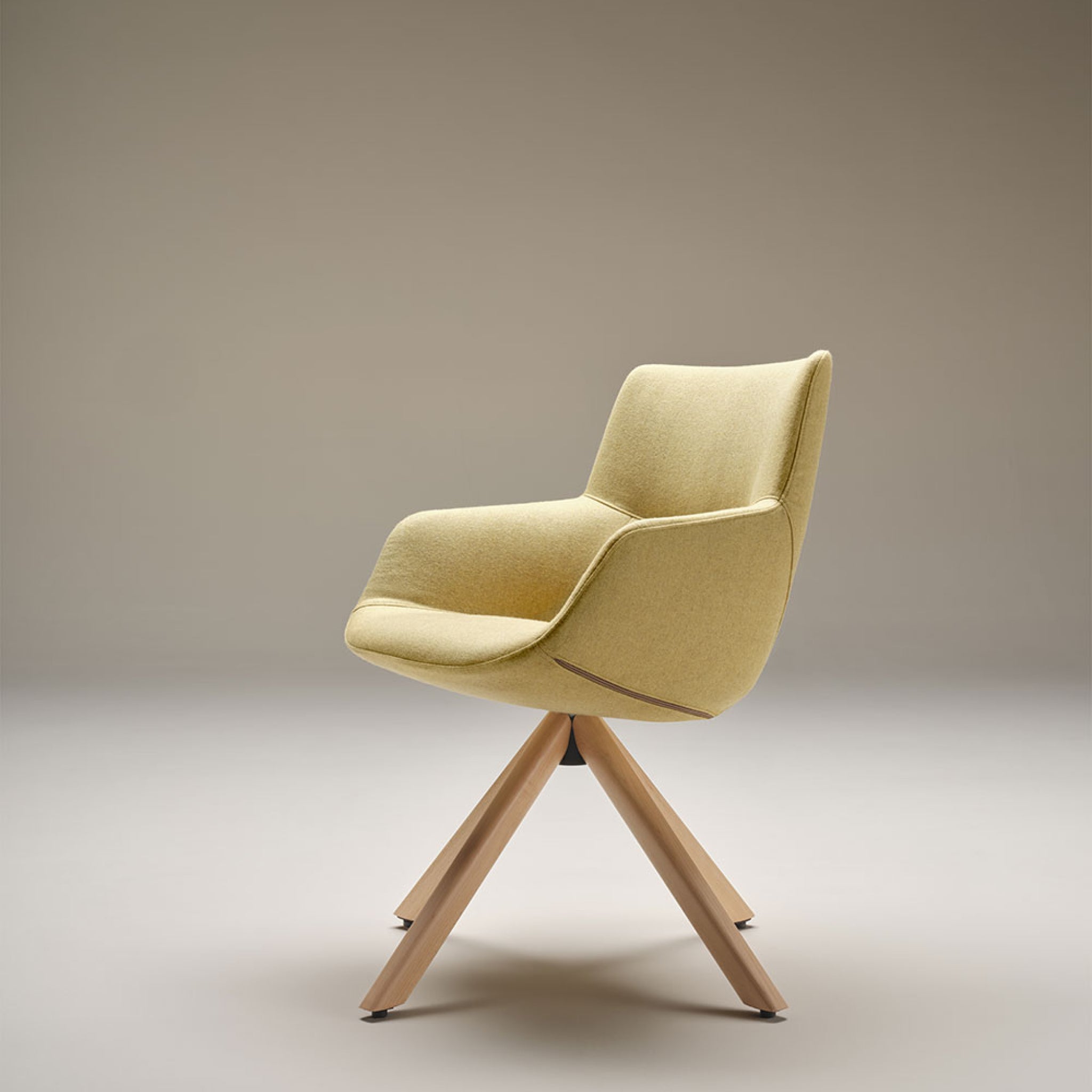 Bow Chair | Wooden Swivel Chair
