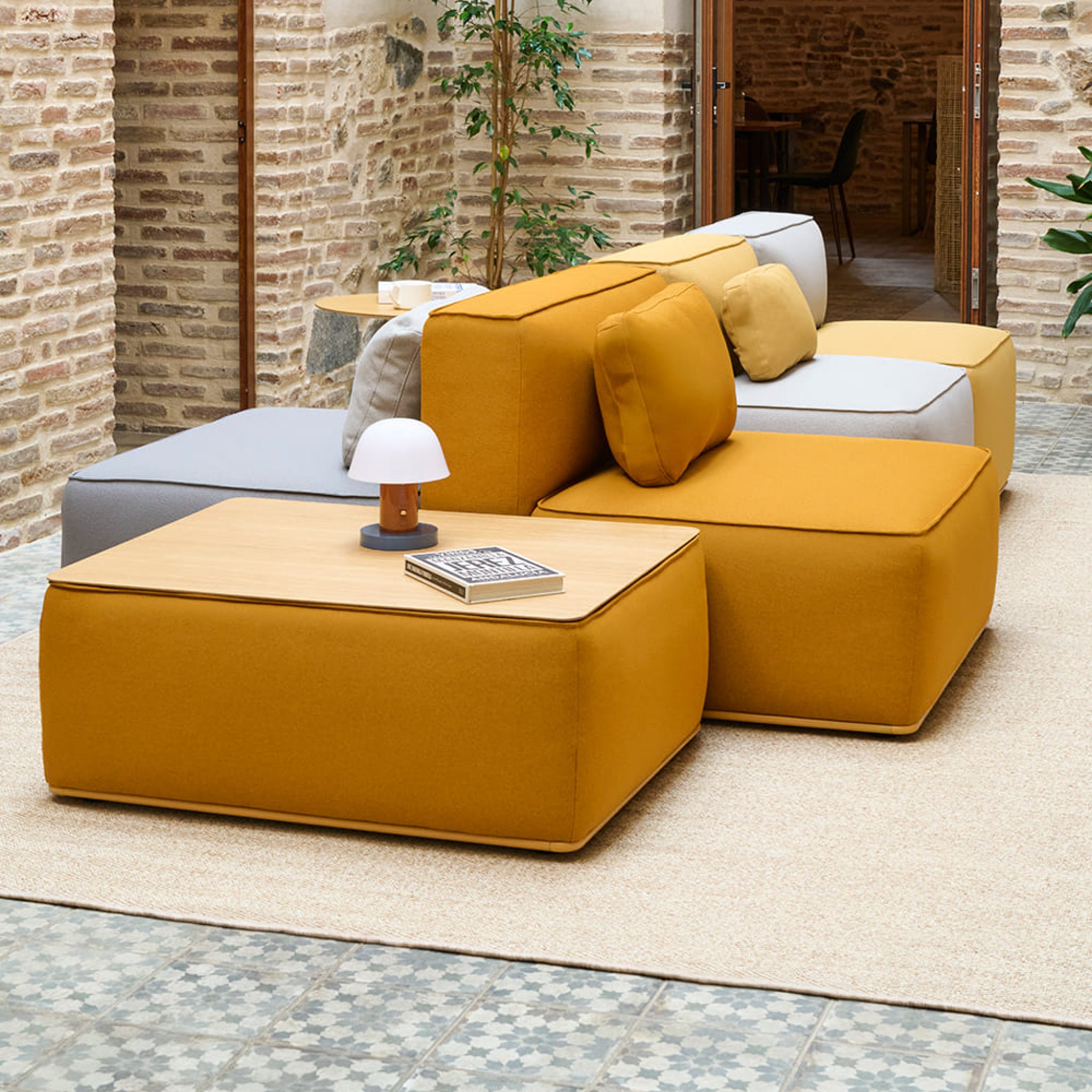 Veleta | Mesa Lounge 98x78