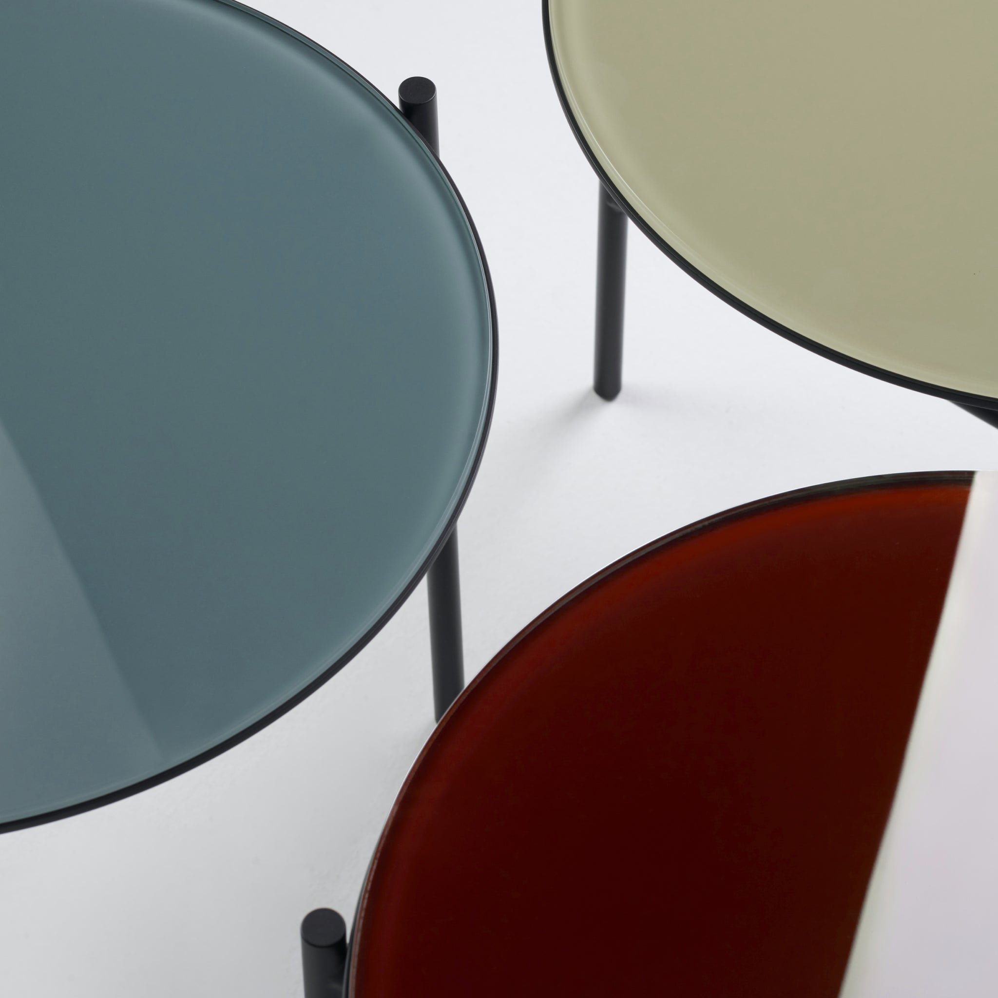Igram | Mesa com Candeeiro