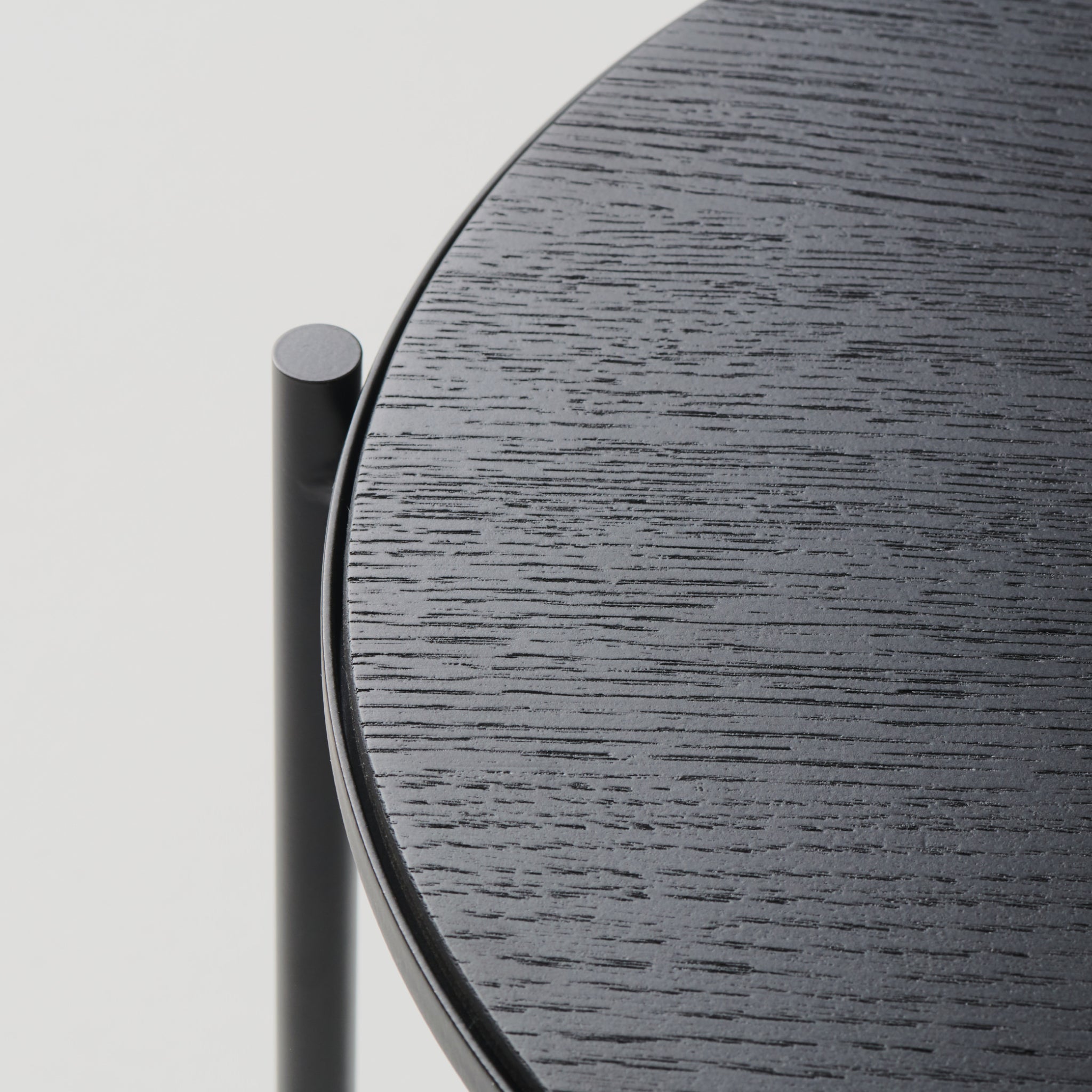 Igram | Mesa com Candeeiro