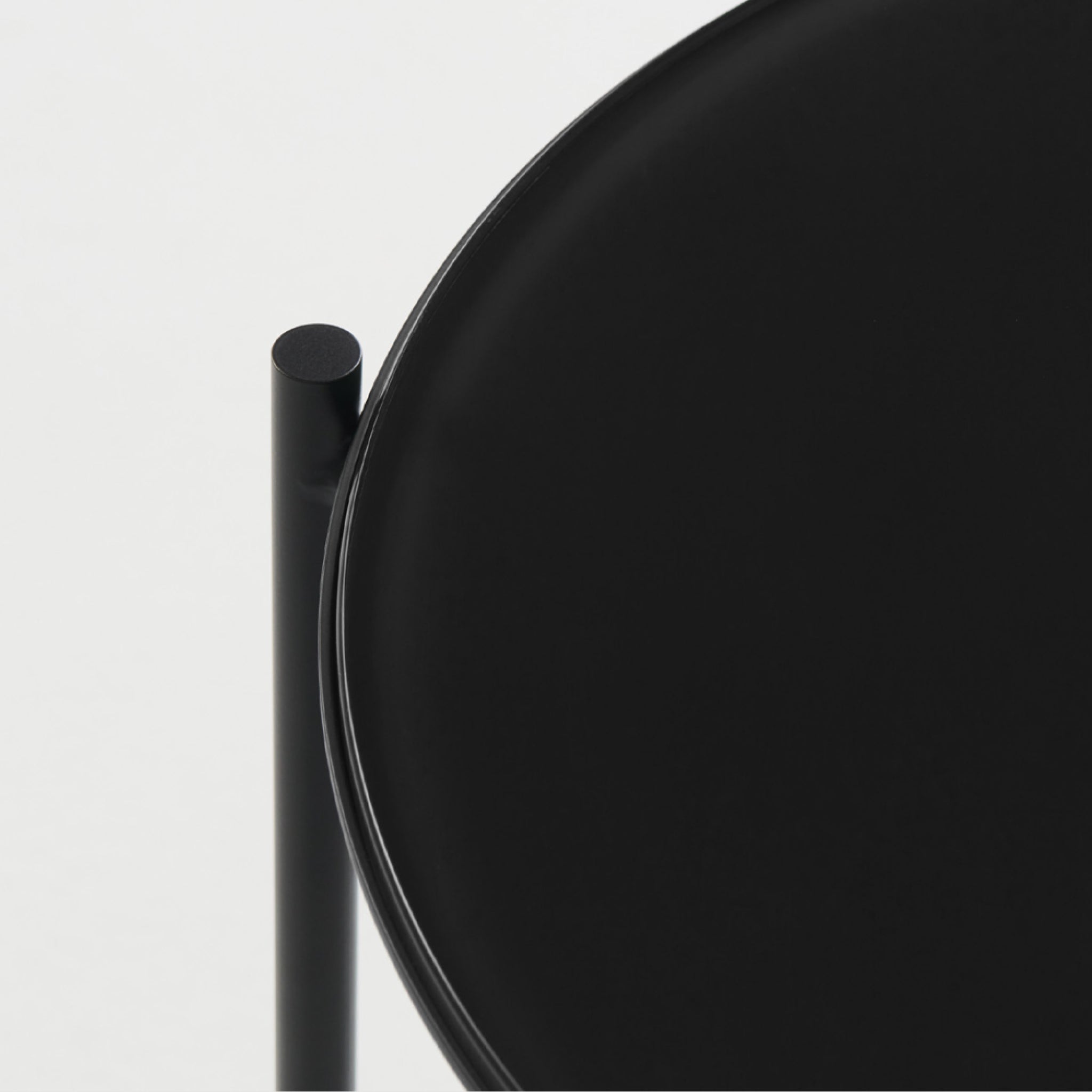Igram | Mesa com Candeeiro