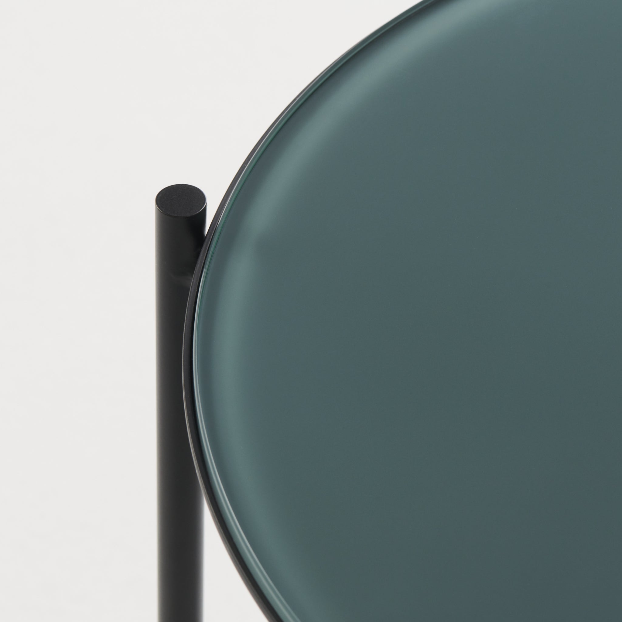 Igram | Mesa com Candeeiro