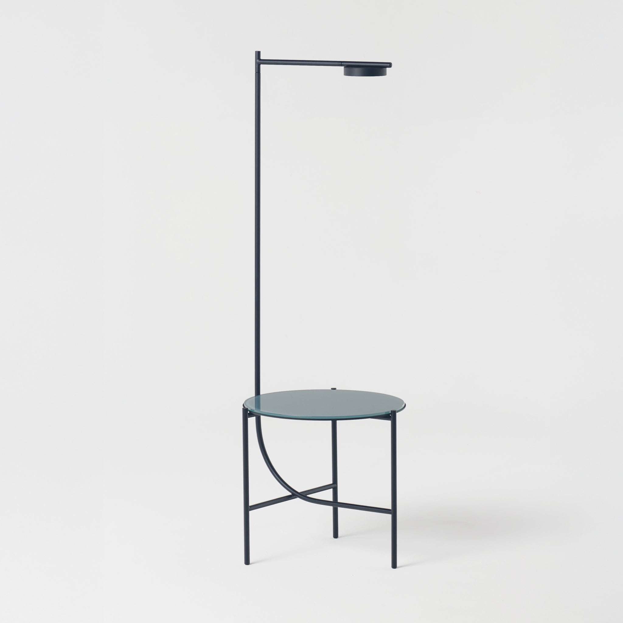 Igram | Mesa com Candeeiro