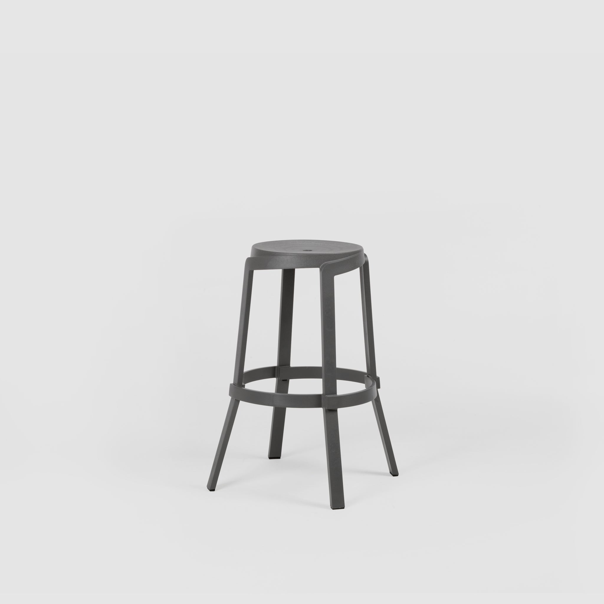 Stack | Banco Alto de Exterior