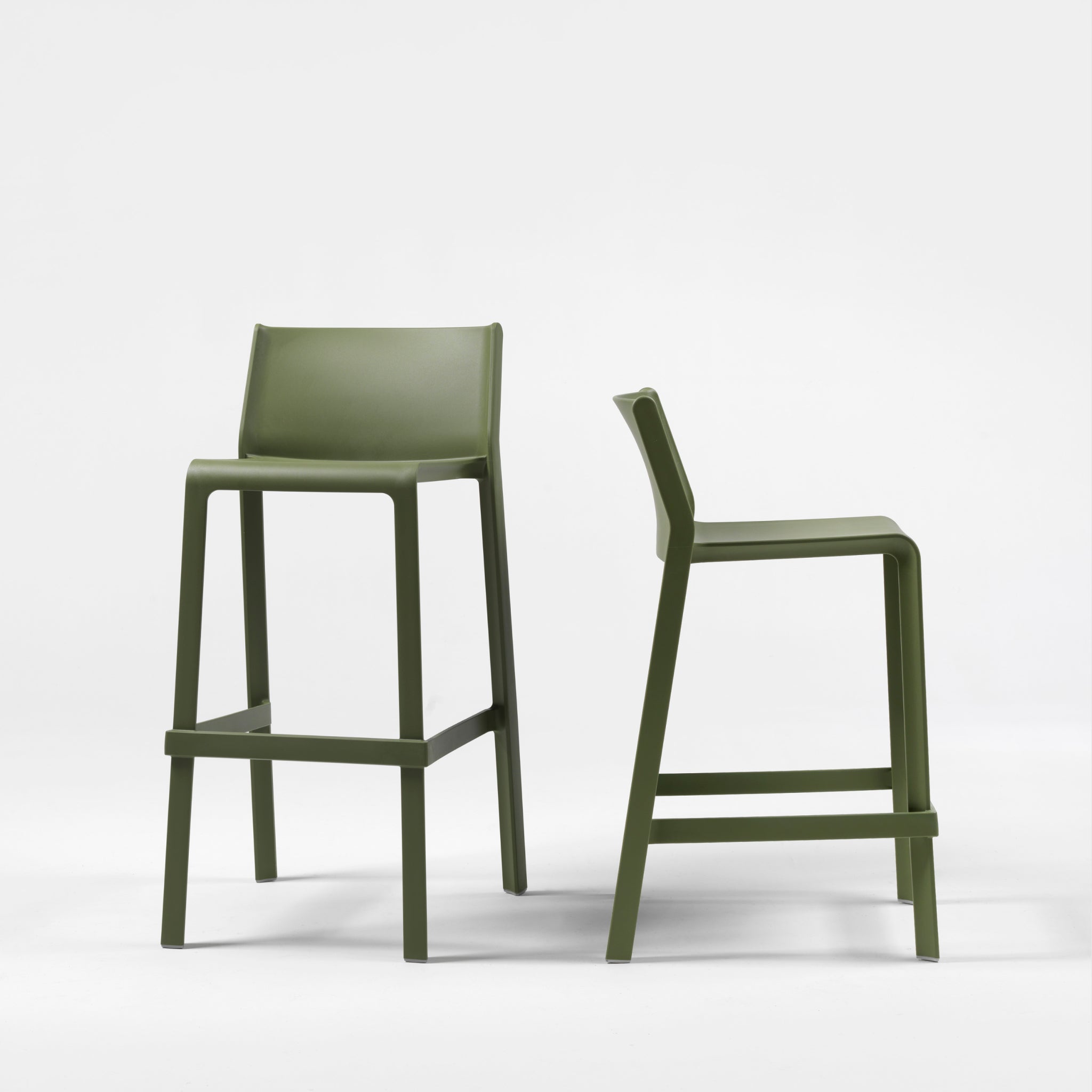 Trill | Banco Minimalista de Exterior