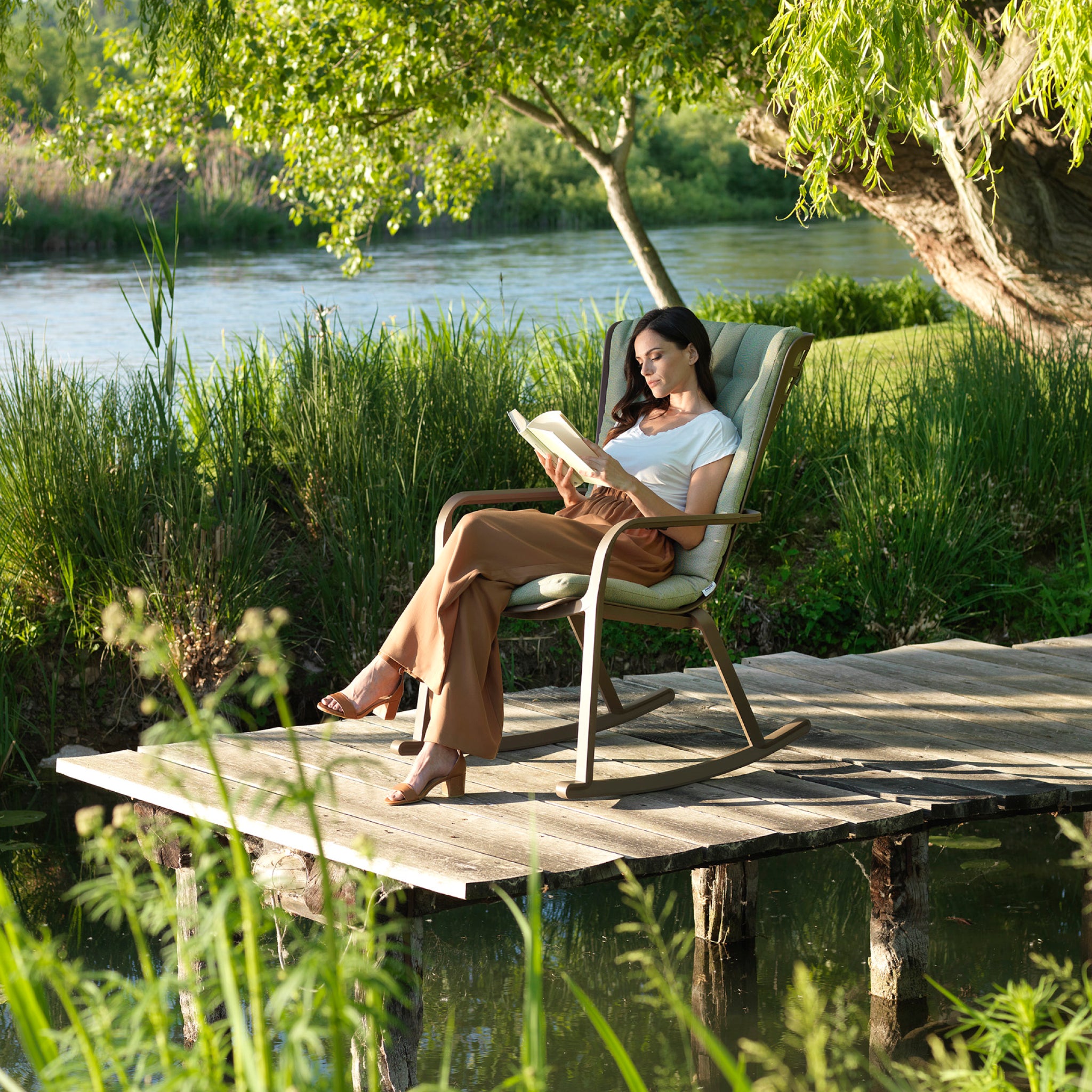 Folio | Poltrona de Relaxamento Exterior