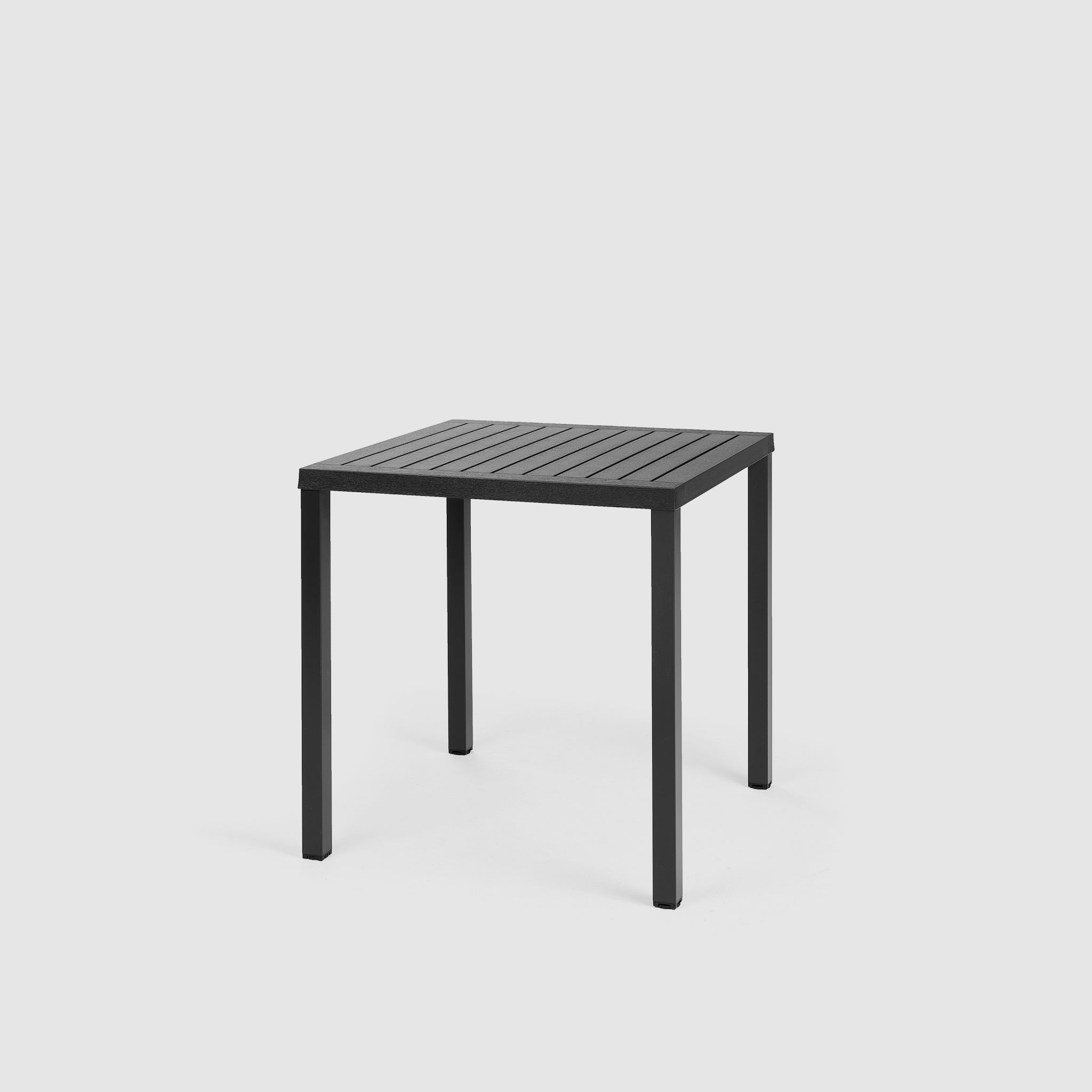 Cube | Mesa Exterior de Resina