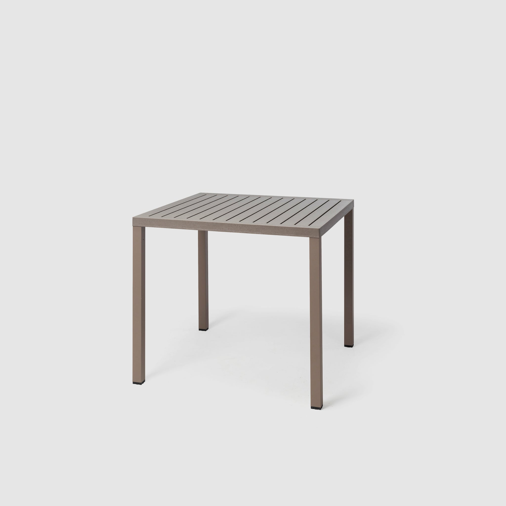 Cube | Mesa Exterior de Resina