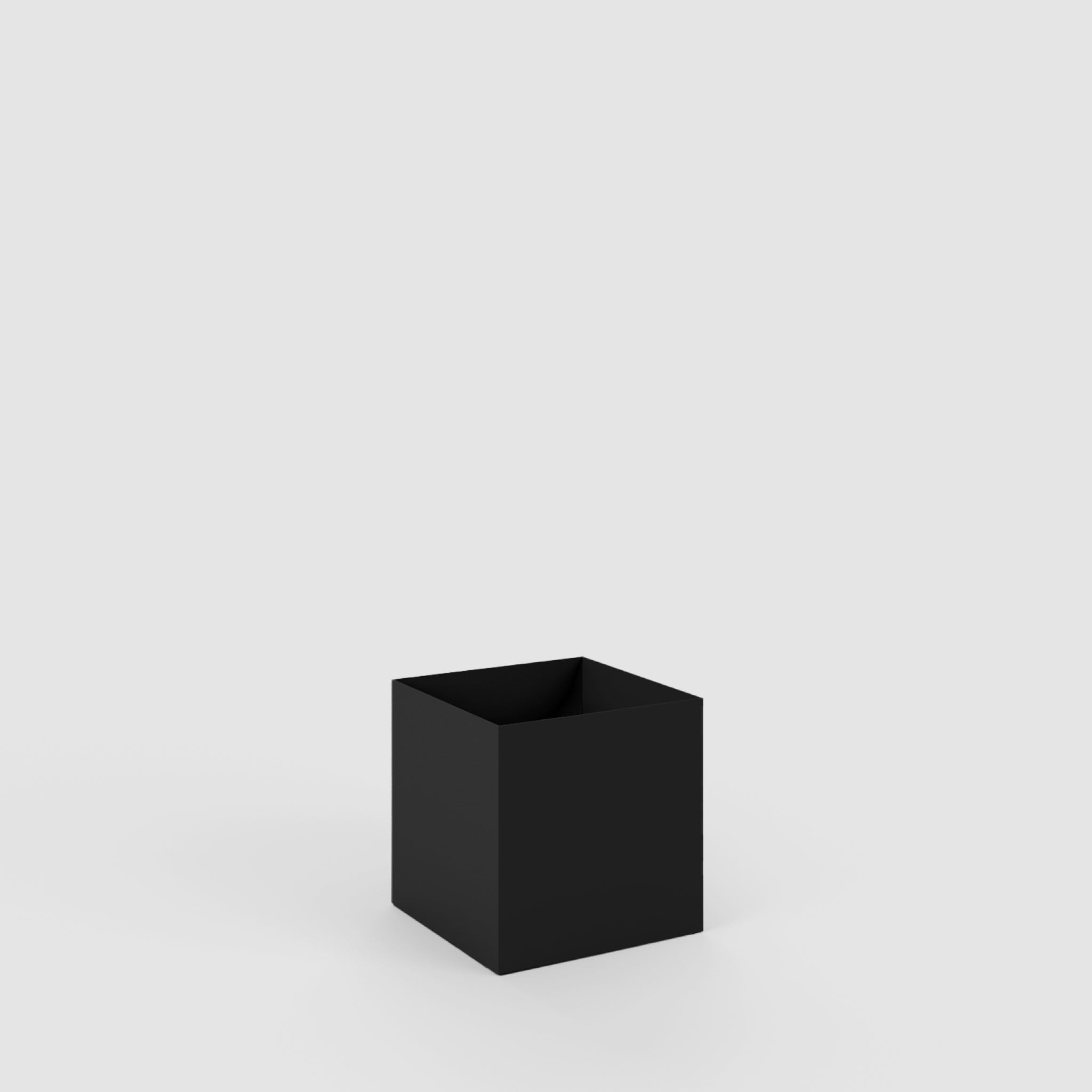 Oi Pots | Low Square Aluminum Planter